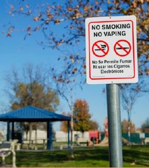 No smoking No vaping sign at the park